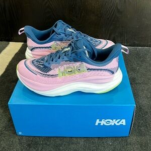 Hoka Skyflow 6.5 like new
